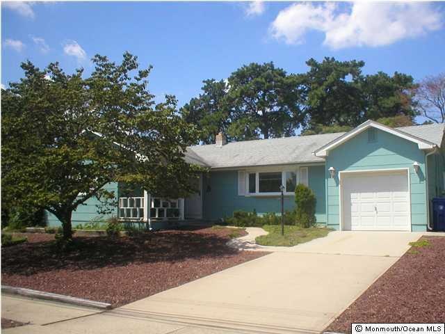 1289 Linda Dr, Toms River, NJ 08753 - photo 1