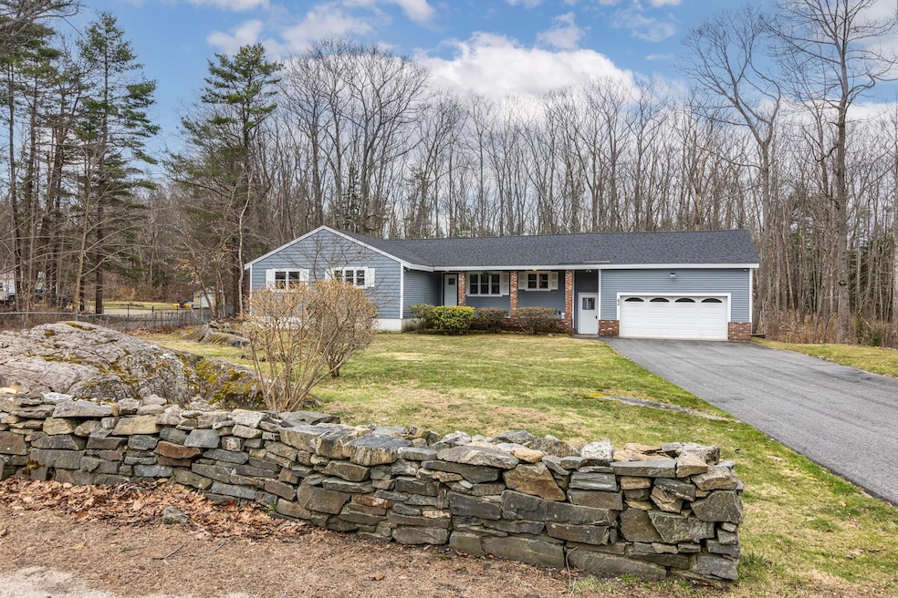 42 Eastman Rd_W5_039