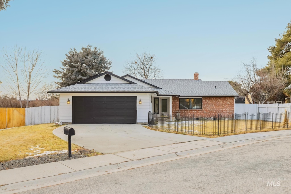 4655 S Chinook Ave, Boise, ID 83709 - photo 1