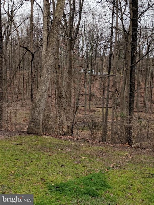 1666 Parkcrest Cir unit 301, Reston, VA 20190 - photo 1