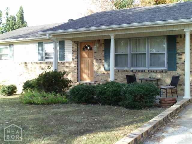 400 Rosewood Dr, Paragould, AR 72450 - photo 1