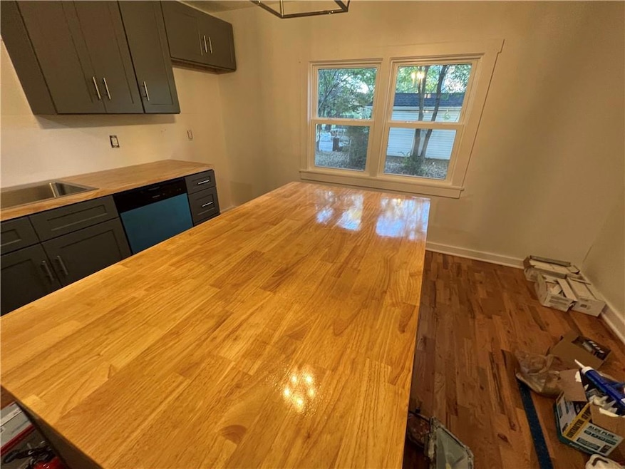 Coming Soon $310,000