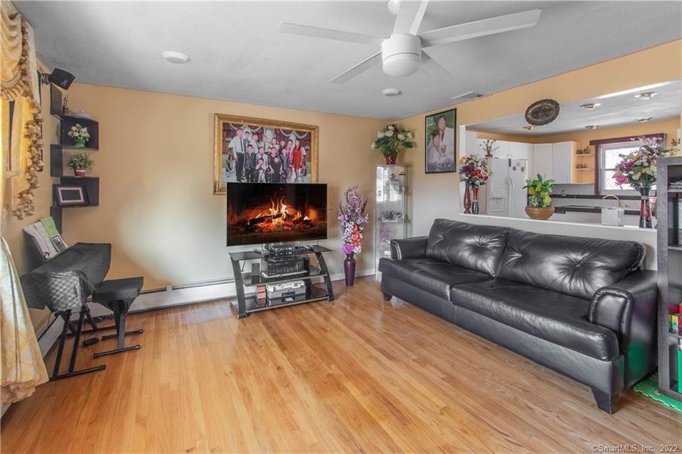 189 Foxon Blvd, East Haven, CT 06513 - photo 1