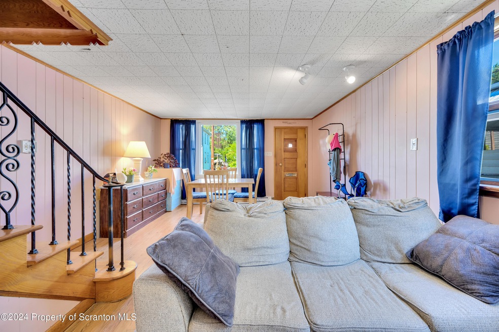 27 Hillman St, Wilkes Barre, PA 18705 - photo 1