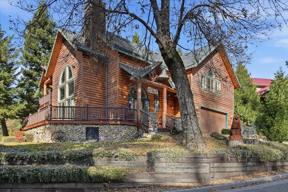 53903 Creekside Ln, Bass Lake, CA 93604 - photo 1