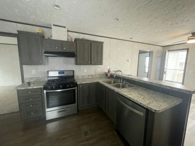 220 Cardinal Ln unit 220, Madison, WI 53704 - photo 1