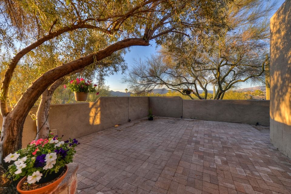 018_Patio