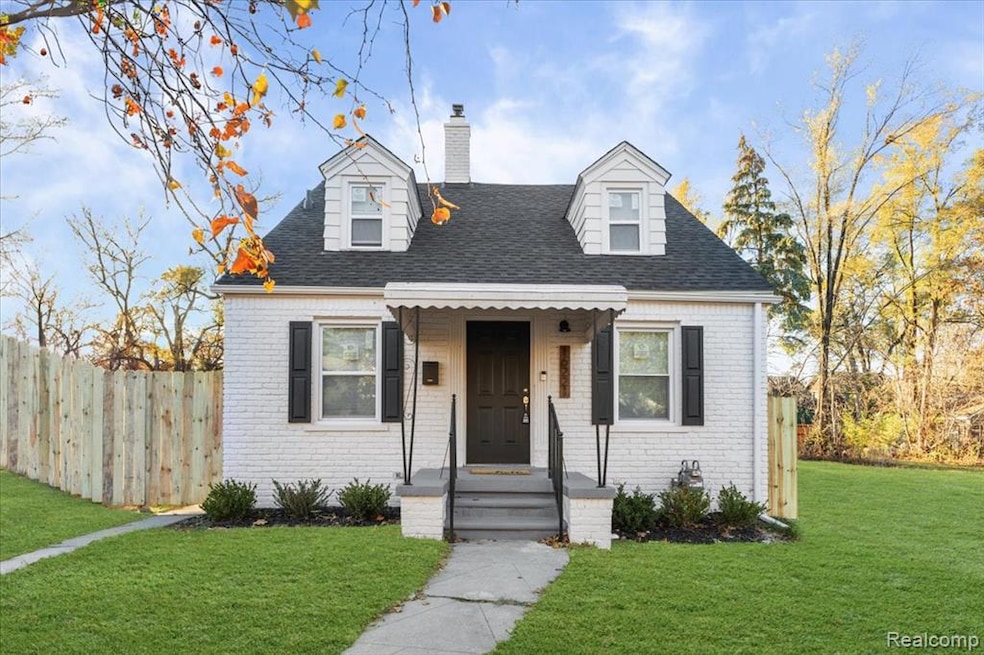 16221 Santa Rosa Dr, Detroit, MI 48221 - photo 1