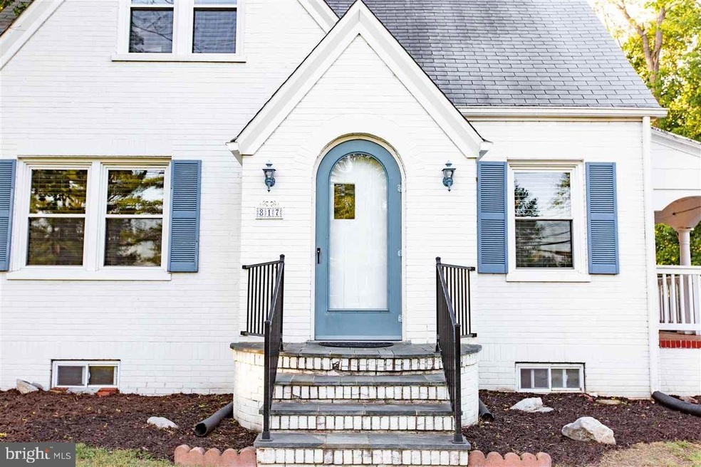 817 Rosser Ave, Waynesboro, VA 22980 - photo 1