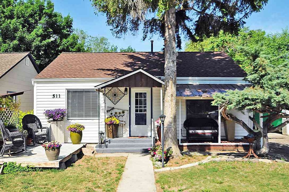 511 S Diamond St, Nampa, ID 83686 - photo 1