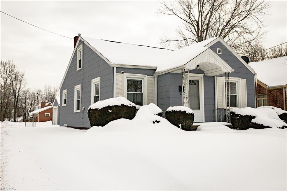 1938 Gibbs Ave NE, Canton, OH 44714 - photo 1