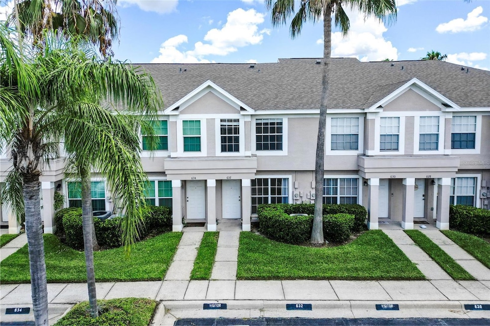 632 Kensington Lake Cir, Brandon, FL 33511 - photo 1