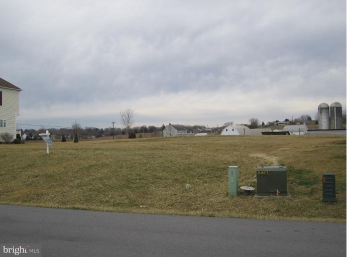 13808 Ideal Cir, Hagerstown, MD 21742 - photo 1