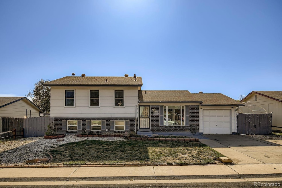 2636 E 99th Ave, Thornton, CO 80229 - photo 1