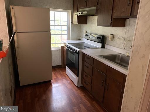 26 S 11th St unit 2, Reading, PA 19602 - photo 1