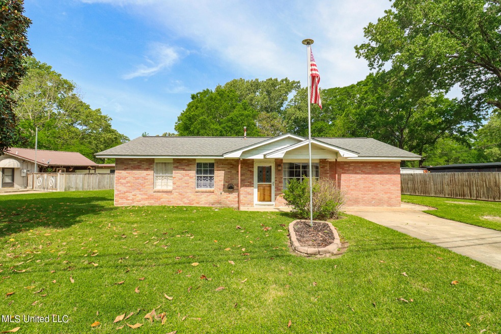 3244 Stark Dr 2