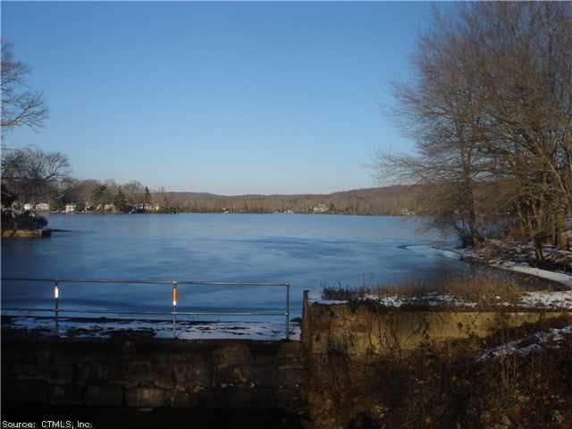 12 Rogers Lake Trail, Old Lyme, CT 06371 - photo 1
