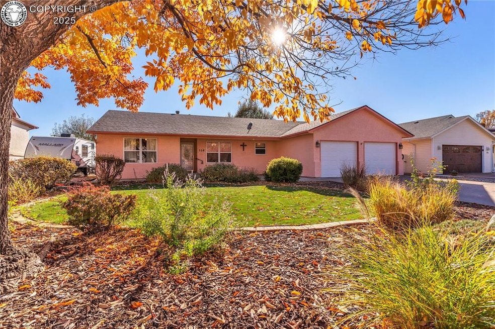 528 Brookeway, Florence, CO 81226 - photo 1