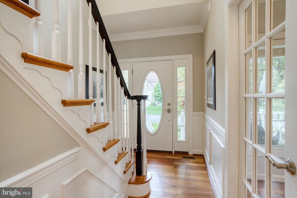 2215 Glenheather Dr, Falls Church, VA 22043 - photo 1