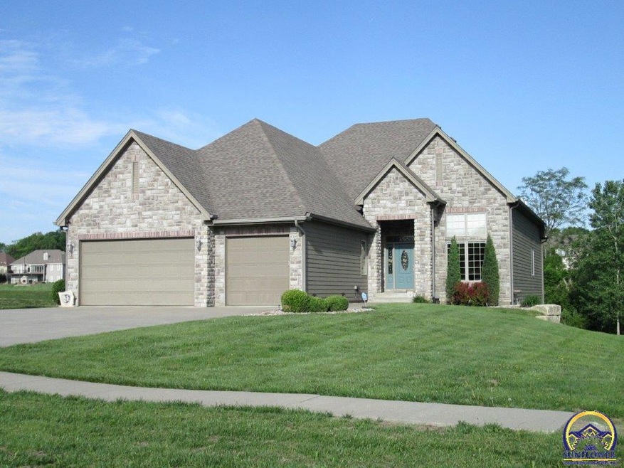 4337 SW Shenandoah Rd, Topeka, KS 66610 - photo 1