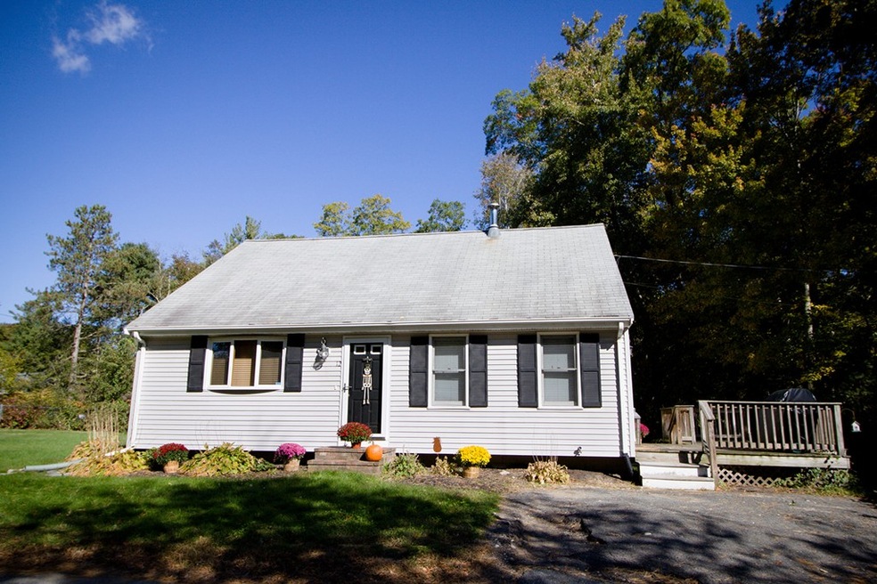 12 Short St, Hanson, MA 02341 - photo 1