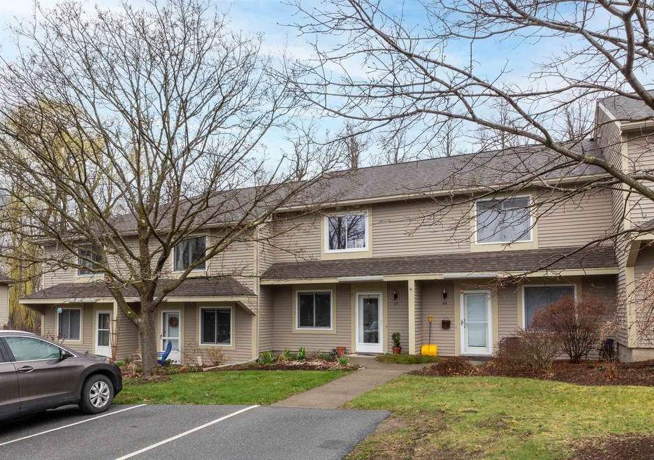 45 Overlook Dr, South Burlington, VT 05403 - photo 1