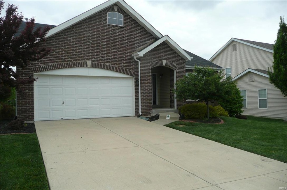 2250 Amberleigh Dr, Maryville, IL 62062 - photo 1