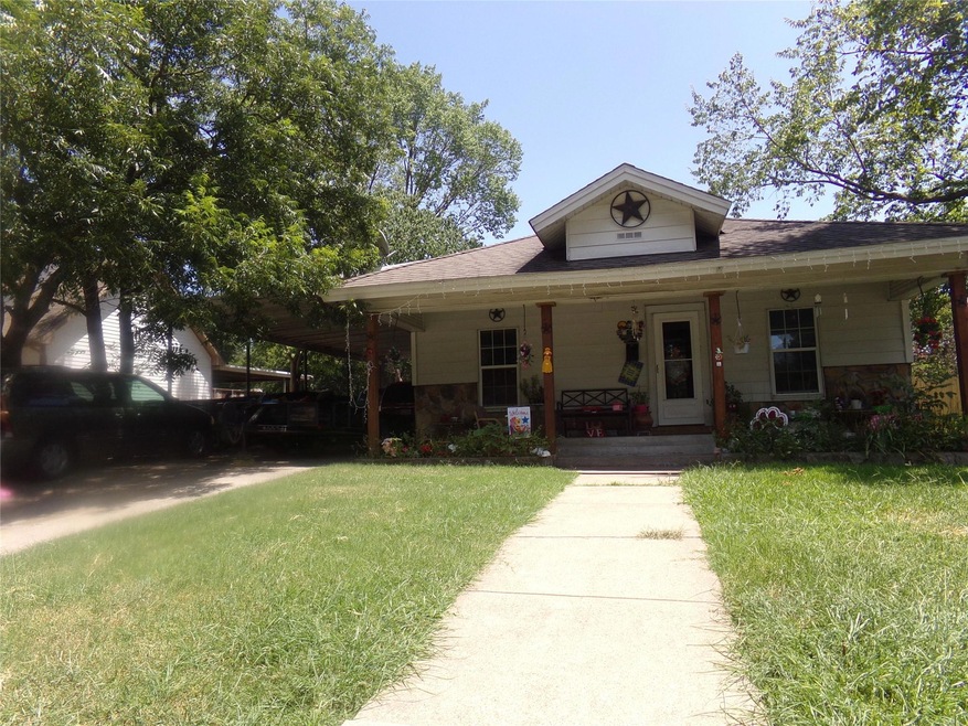 509 W Linden St, Ennis, TX 75119 - photo 1