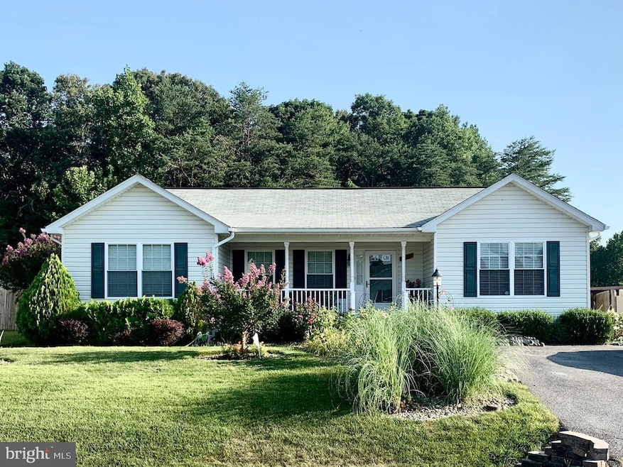 1920 Derby Ct, Prince Frederick, MD 20678 - photo 1