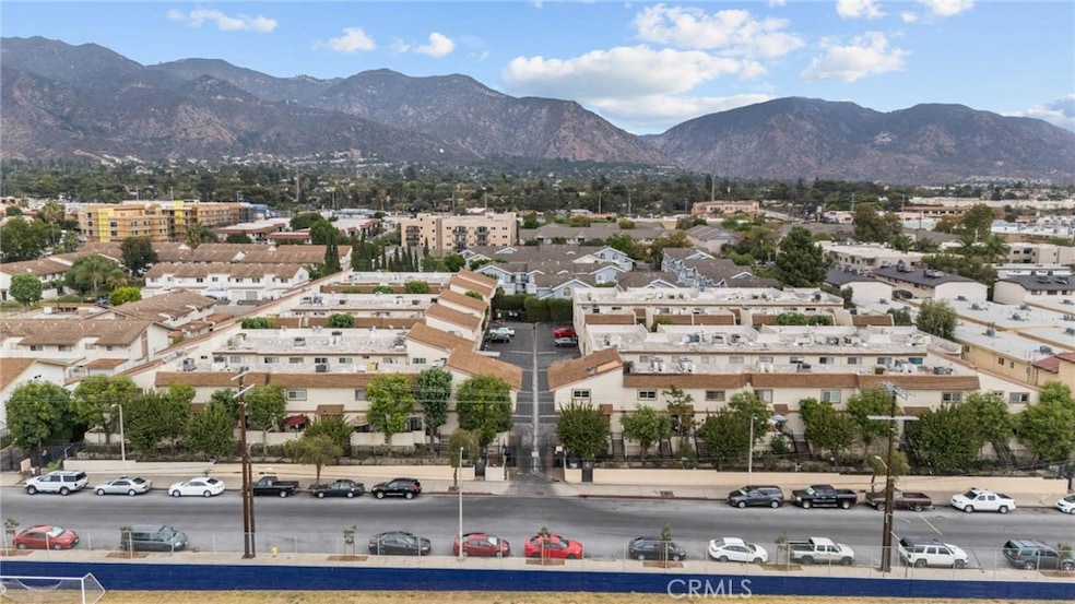 13080 Dronfield Ave unit 58, Sylmar, CA 91342 - photo 1