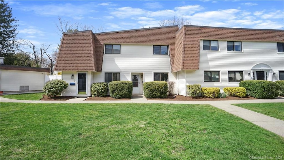 4 Hulls Hwy, Southport, CT 06890 - photo 1