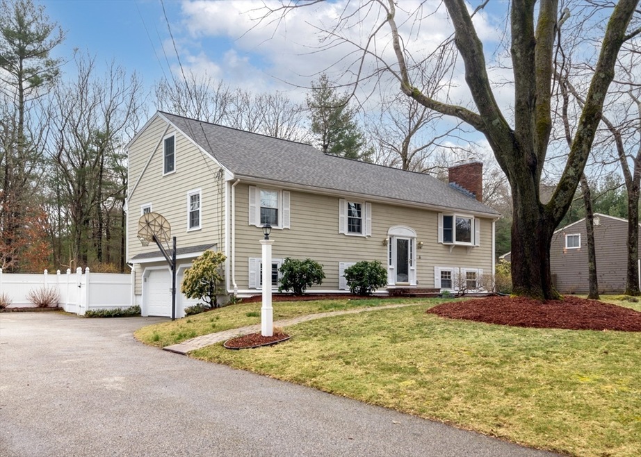 6 Hazelwood Dr, Hingham, MA 02043 - photo 1