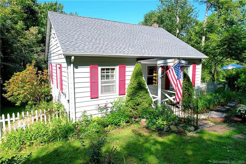 152 Lincoln Ave, Winsted, CT 06098 - photo 1