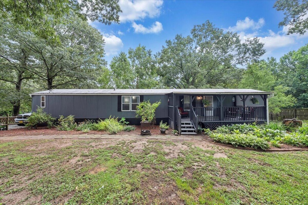 1114 Circlewood Loop