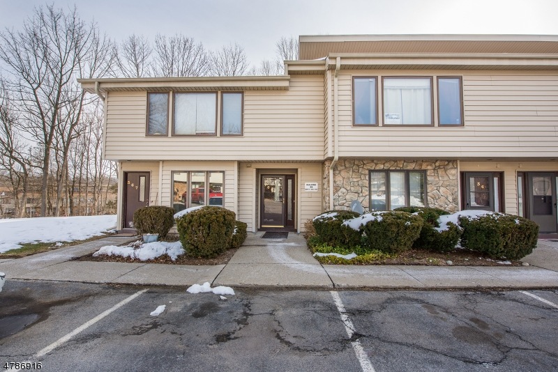 366 Mohegan Cir unit 366, Lafayette, NJ 07848 - photo 1