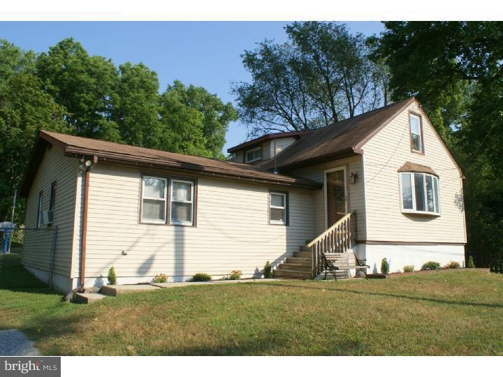 719 Locust Ave, Lindenwold, NJ 08021 - photo 1