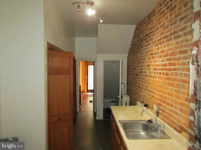 Under Contract $674,990