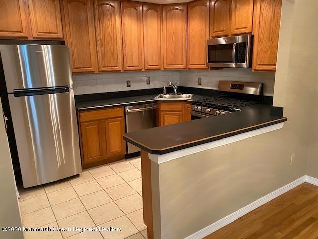 20 Quince Ct, Red Bank, NJ 07701 - photo 1