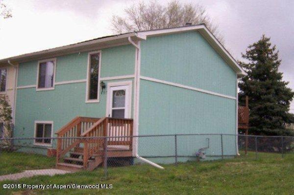 457 Washington St, Craig, CO 81625 - photo 1