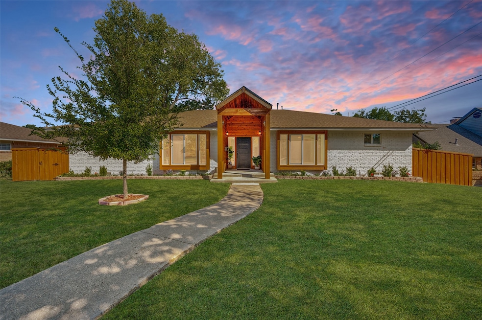 Under Contract $359,900