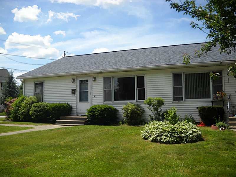 2 Macera Dr, Cranston, RI 02920 - photo 1