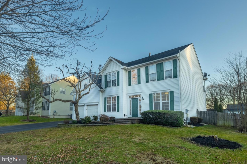 3 Pemberton Ln, East Windsor, NJ 08520 - photo 1