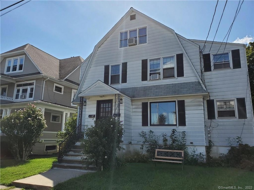 55 Harborview Ave unit 2nd fl, Bridgeport, CT 06605 - photo 1