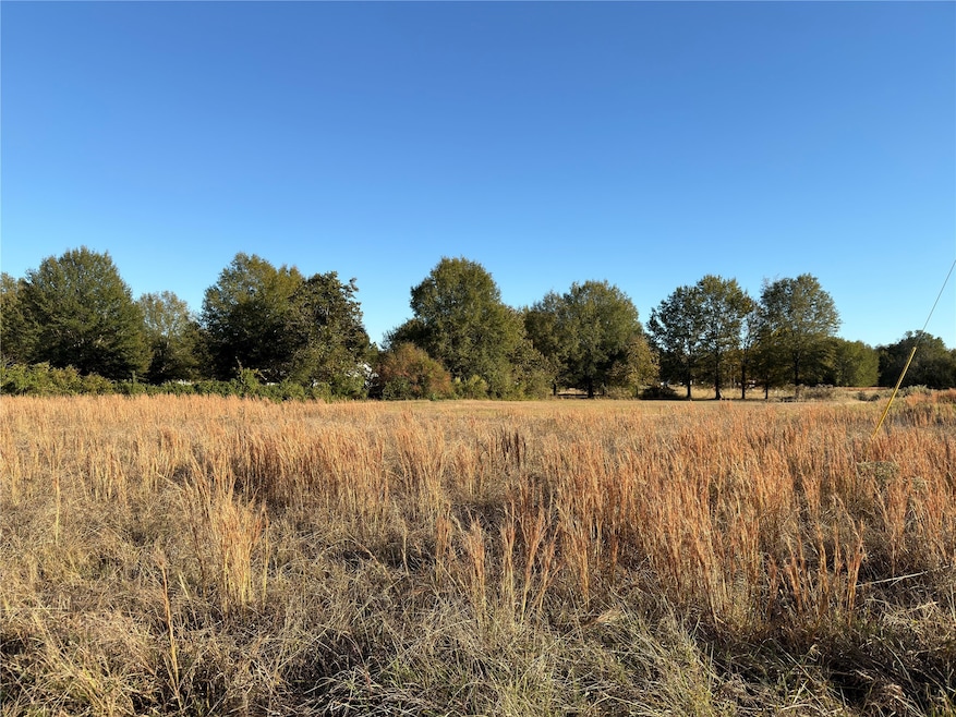 View of local wilderness with rural landscape