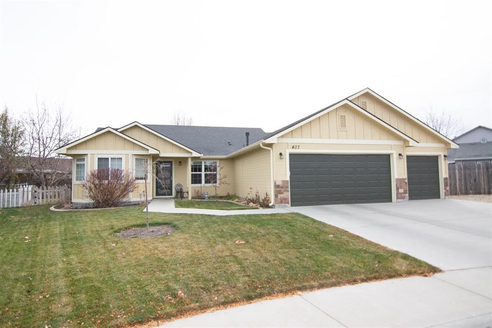 407 Summer Ct, Nampa, ID 83686 - photo 1