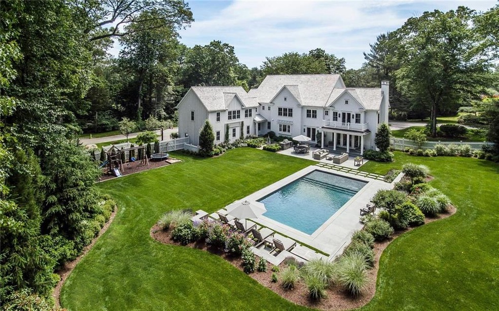 11 Wedgewood Rd, Westport, CT 06880 - photo 1