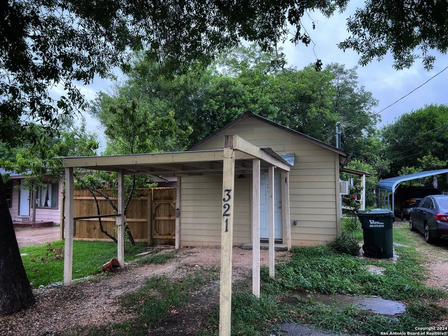 321 Staples Rd, San Marcos, TX 78666 - photo 1