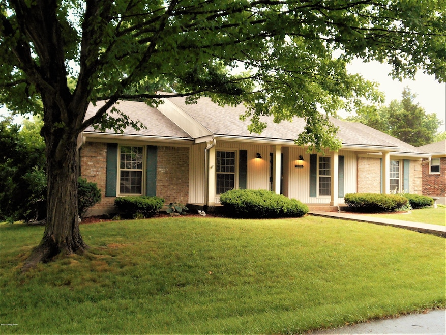 8310 Delightful Ct, Louisville, KY 40291 - photo 1