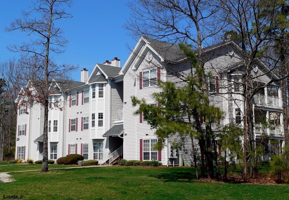 127 Iroquois Dr unit F1, Galloway, NJ 08205 - photo 1