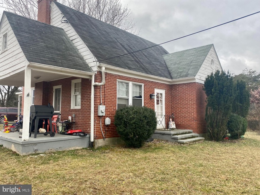 2216 Senseny Rd, Winchester, VA 22602 - photo 1